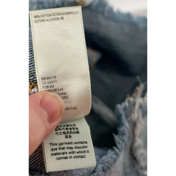 We The Free Denim Mini Skirt Women's Size 25 Asymmetrical Raw Hem Y2K Grunge - Picture 6 of 7